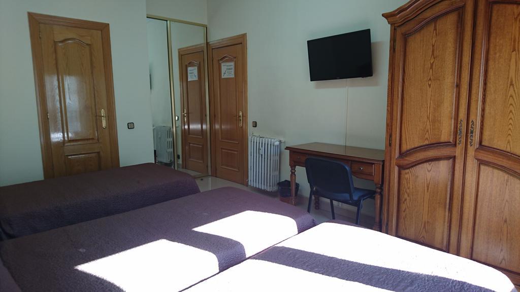 Hostal Retiro 마드리드 객실 사진