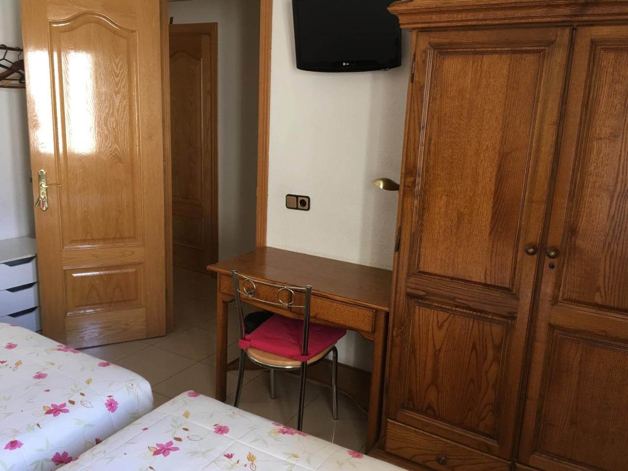 Hostal Retiro 마드리드 외부 사진